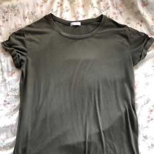 Plain green t-shirt